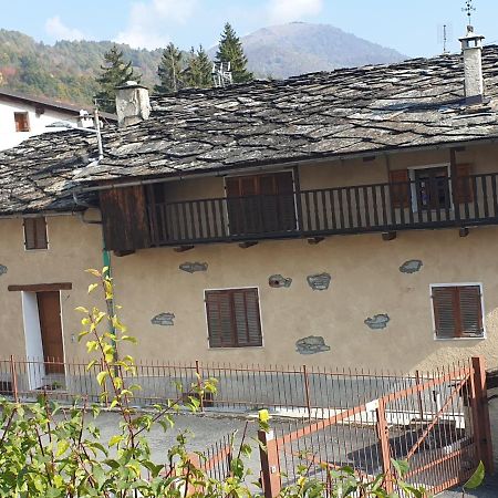 Antica Casa Occitana Bed & Breakfast Сампейре Екстериор снимка