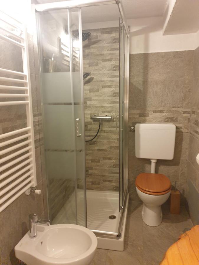 Antica Casa Occitana Bed & Breakfast Сампейре Екстериор снимка