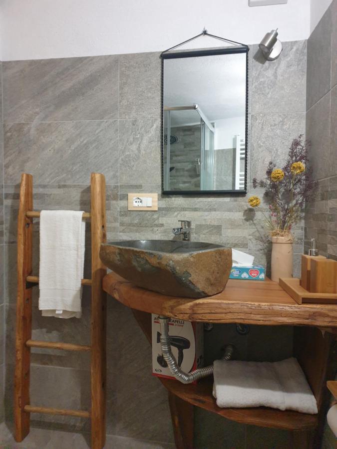 Antica Casa Occitana Bed & Breakfast Сампейре Екстериор снимка