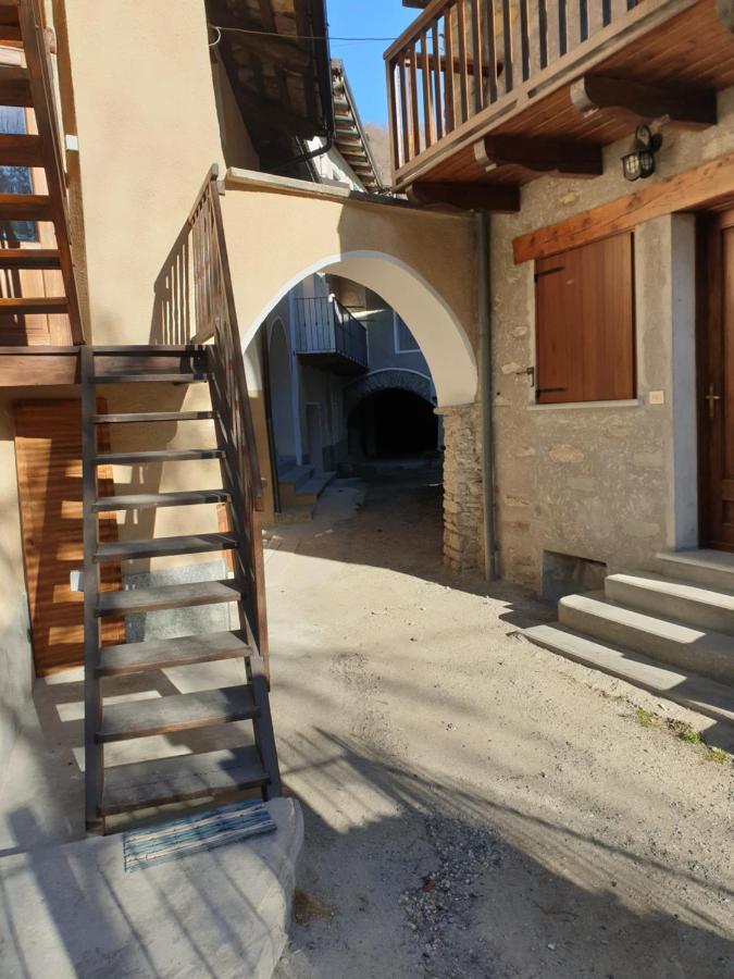 Antica Casa Occitana Bed & Breakfast Сампейре Екстериор снимка